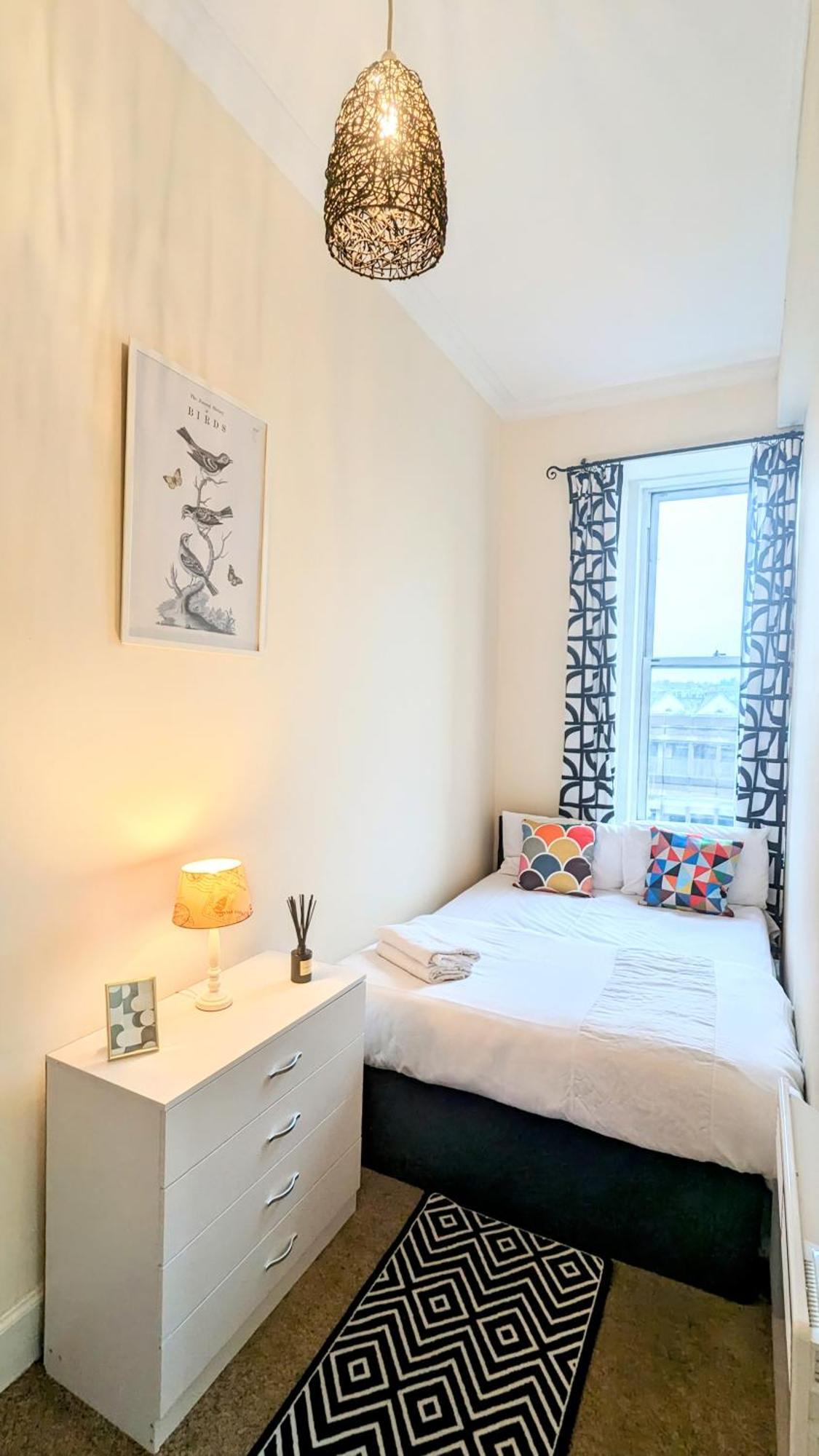 Sunny Haymarket Room Edynburg Zewnętrze zdjęcie