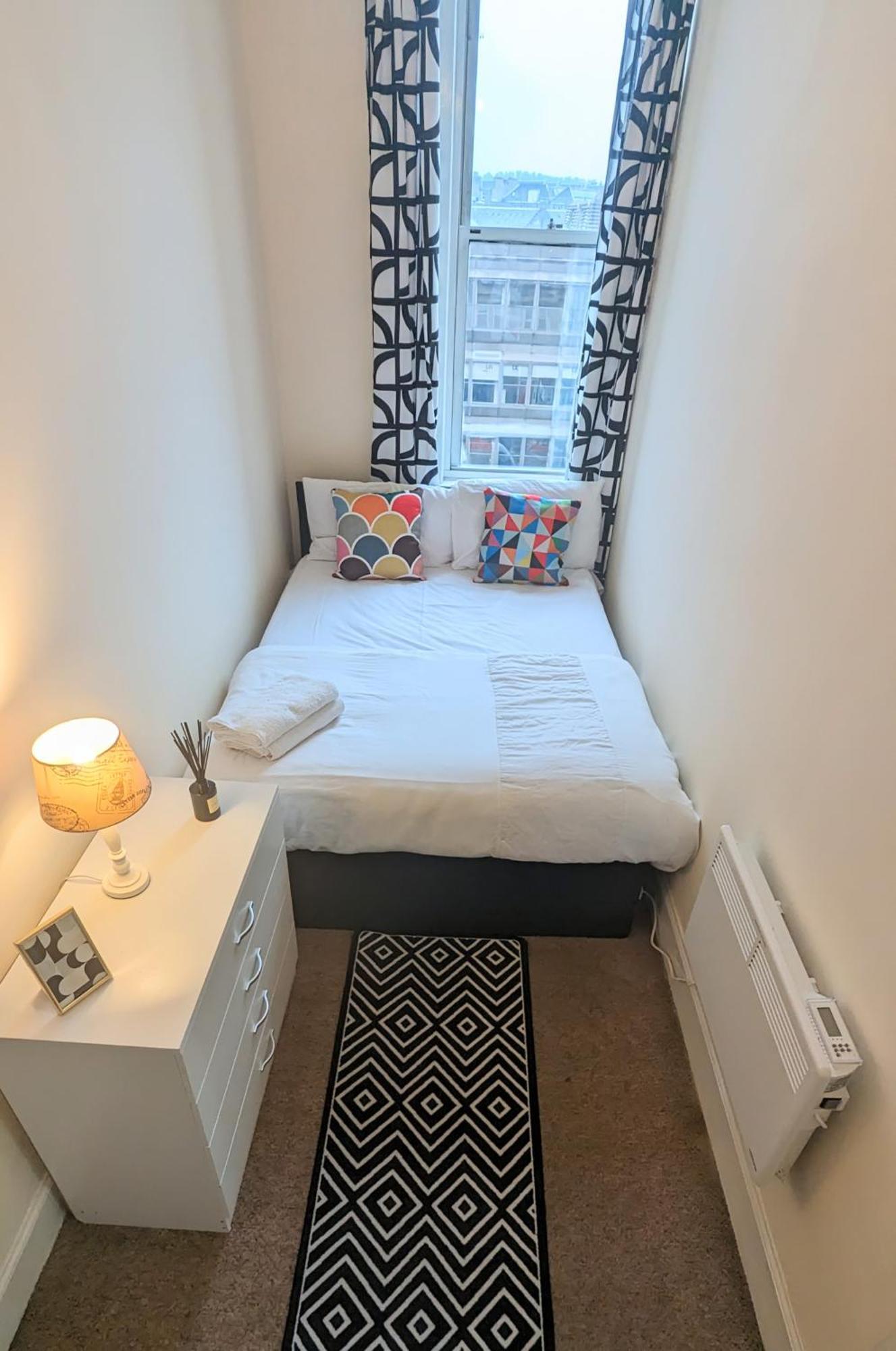 Sunny Haymarket Room Edynburg Zewnętrze zdjęcie